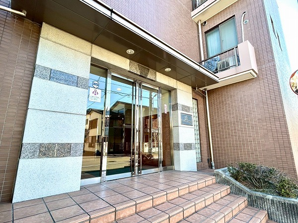 アールヴェール荻窪北　アプローチ