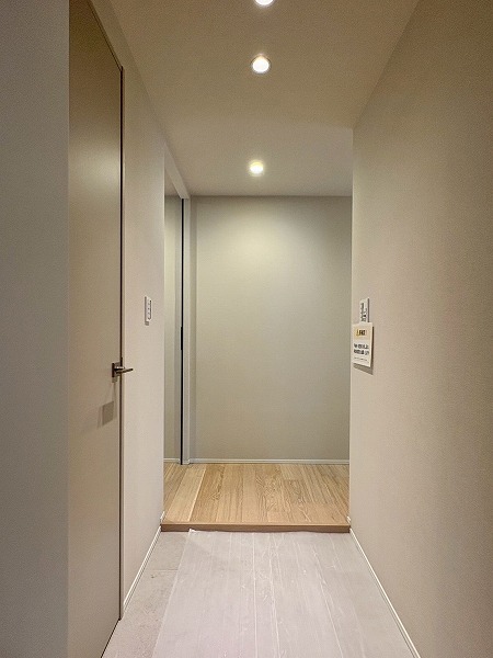 テラス渋谷美竹_清潔感のある玄関の写真