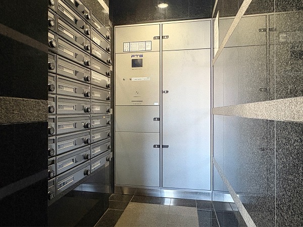 パルミナード森ヶ崎公園　宅配ボックス