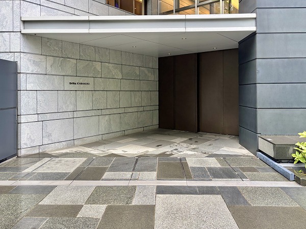 ブリリア一番町　アプローチ