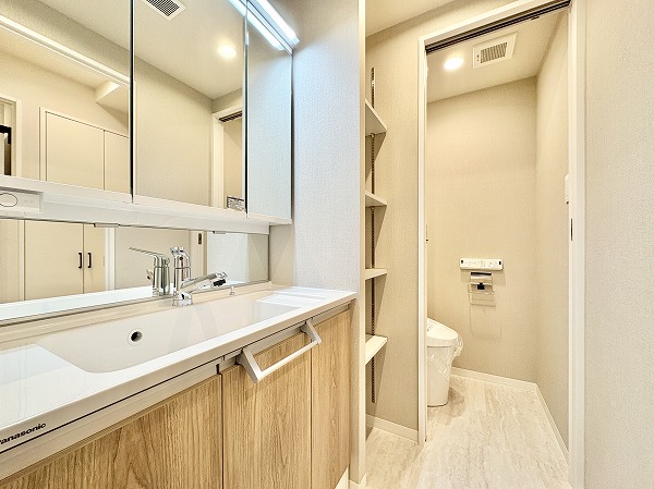 用賀ガーデンフラッツ_洗面スペースの写真