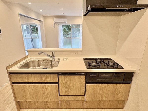 用賀ガーデンフラッツ_セミオープンキッチンの写真