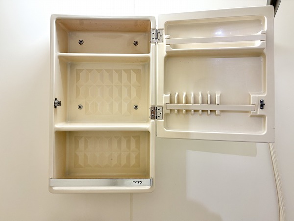 シャロン・ド・成城_水回り収納の写真