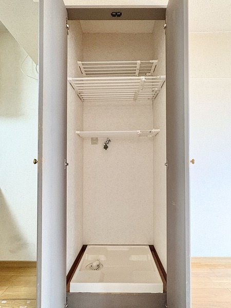 シャロン・ド・成城_洗濯機置き場の写真