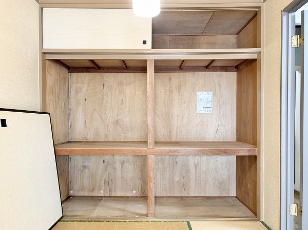 シャロン・ド・成城_和室押し入れの写真