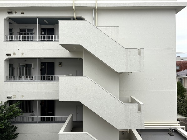 シャロン・ド・成城_南向きのバルコニー眺望の写真