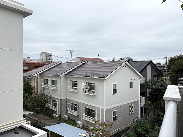 シャロン・ド・成城_南向きのバルコニー眺望の写真3