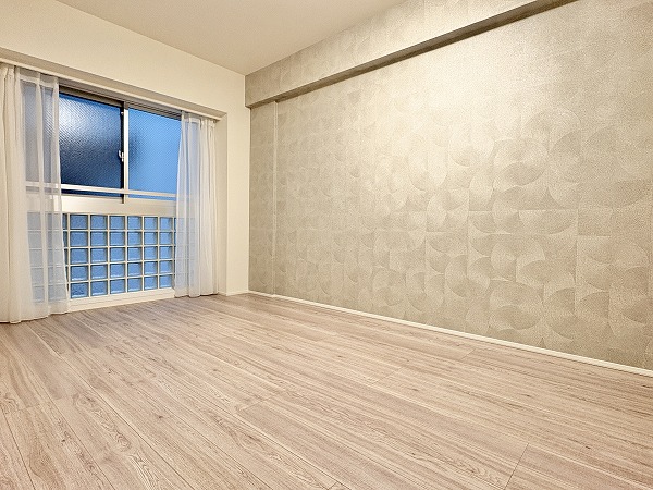 クレッセント千歳船橋 in TASTE_広々とした洋室の写真 