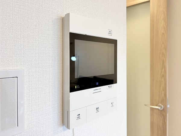 クレッセント千歳船橋 in TASTE_モニター付きインターホンの写真 