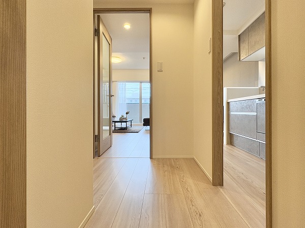 クレッセント千歳船橋 in TASTE_廊下の写真 