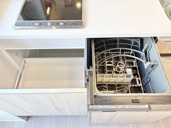 第15宮庭マンション_食洗機の写真 