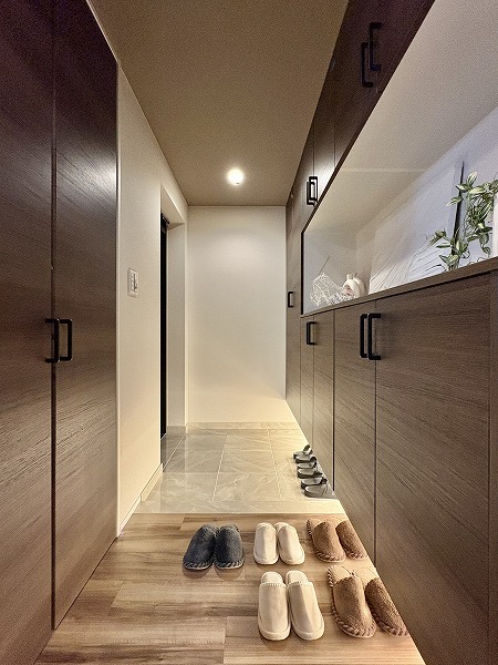 イトーピア白金高輪壱番館_玄関の写真