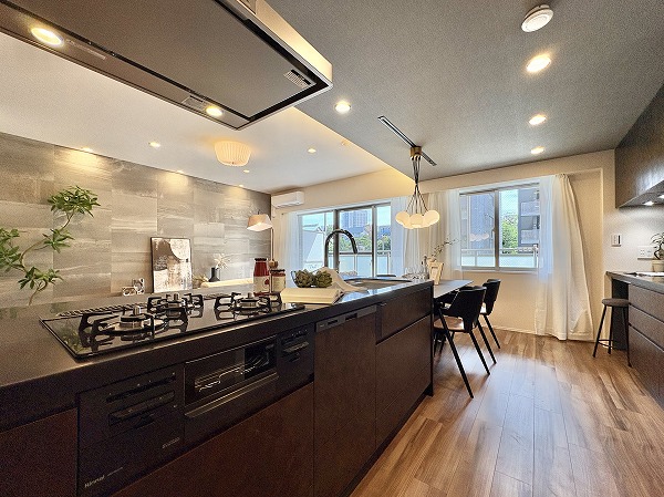 イトーピア白金高輪壱番館_オープンキッチンの写真