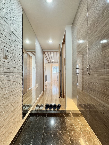 アージョ桜新町_室内廊下の写真