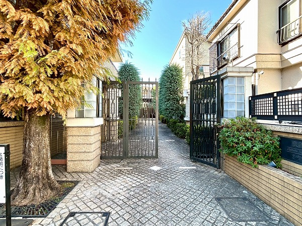 荻窪二丁目シティハウス　アプローチ