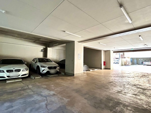 荻窪サニーガーデン　駐車場