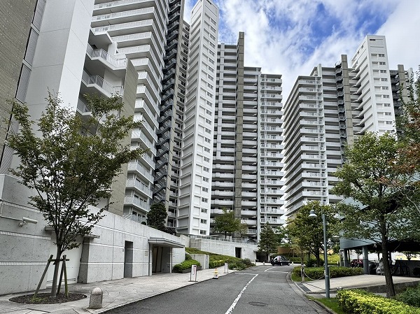 シエルズガーデン エールタワー　前面道路