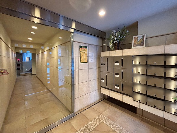 エクセレンス目黒　エントランス