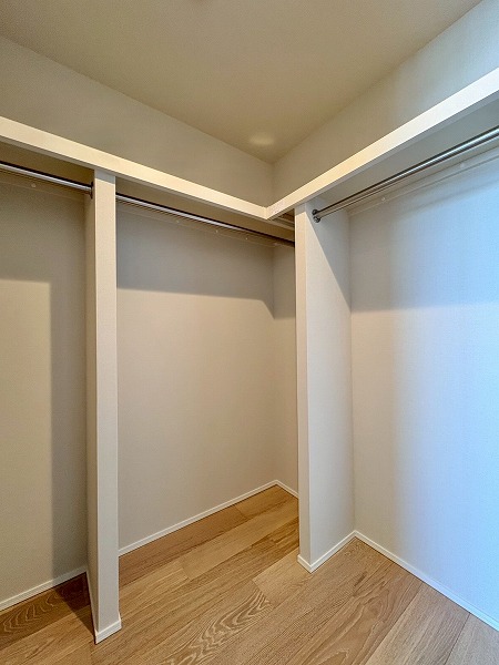 テラス渋谷美竹_ウォークインクローゼット付きの洋室の写真2