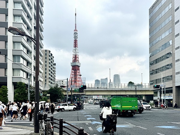 東京タワーが見えるマンションへ向かう道のり