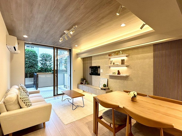 朝日シティパリオ高井戸_お洒落なLDKの写真