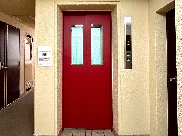 ライオンズマンション新宿東公園　エレベーター
