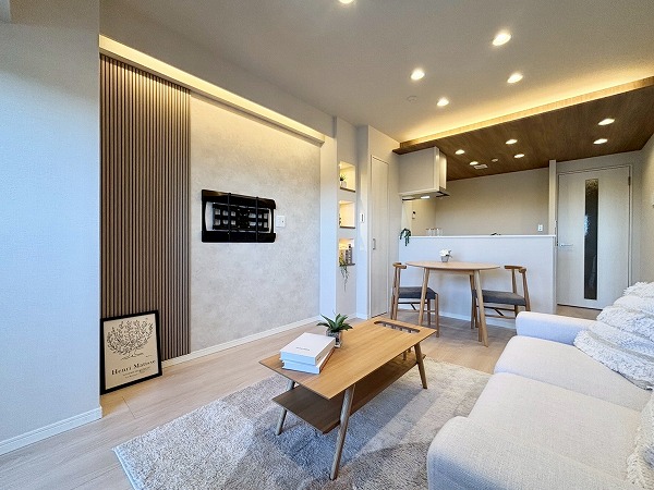 アールヴェール文京大塚公園_お洒落なリビングダイニングキッチンの写真