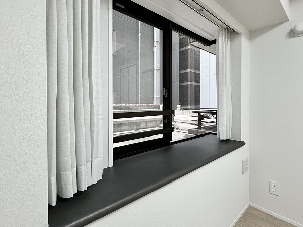 ウィン麻布十番ハラビル_出窓の写真