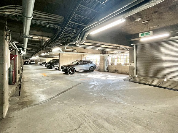 インペリアル広尾　駐車場