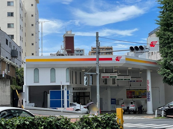 ガソリンスタンド