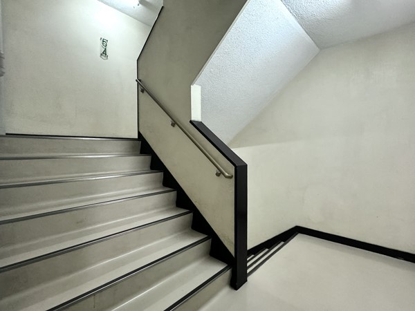シャトレー西蒲田　内階段
