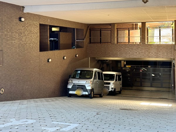 朝日白金台マンション　駐車場