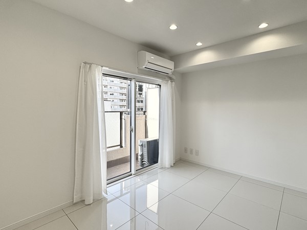 南麻布ローヤルコーポ_寝室の写真2