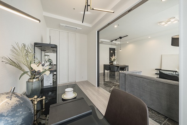 パークコート虎ノ門愛宕タワー_収納豊富な洋室の写真