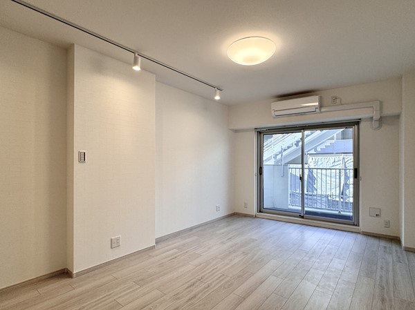 アゼリアハイライズ_メインルームの写真