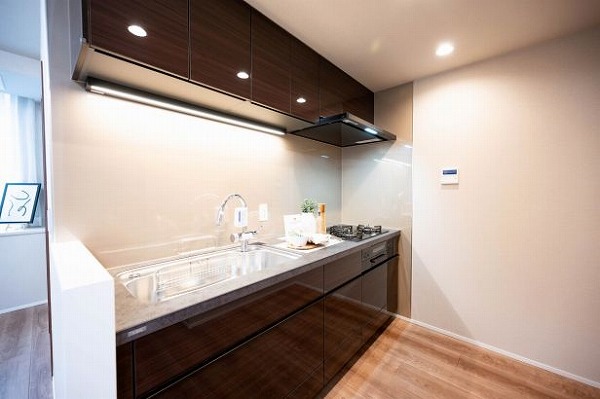 ブランズ明石町_広いキッチンの写真