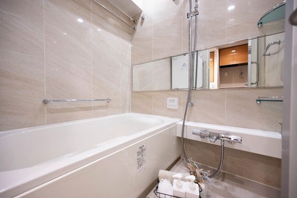 ブランズ明石町_清潔感があるバスルームの写真