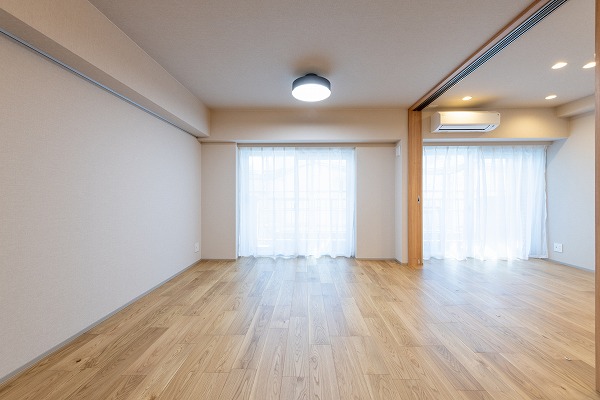 サンビューハイツ渋谷_広々としたリビングダイニングキッチンの写真