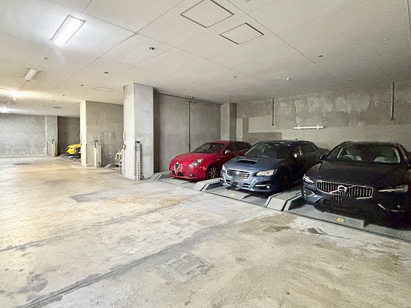 ジェイパーク文京白山 駐車場