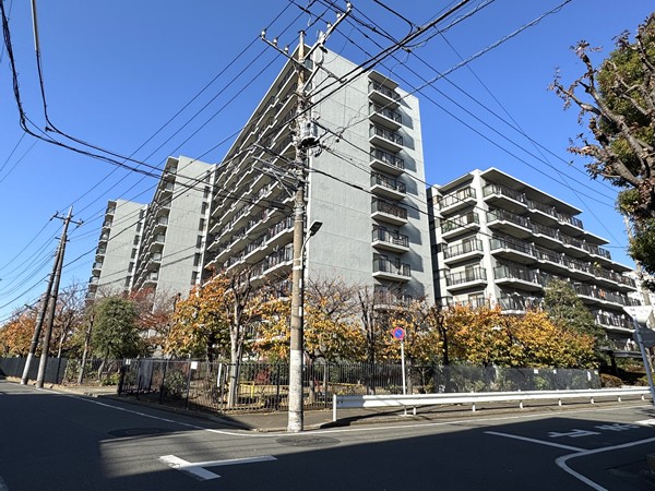 多摩川ハウス　外観2