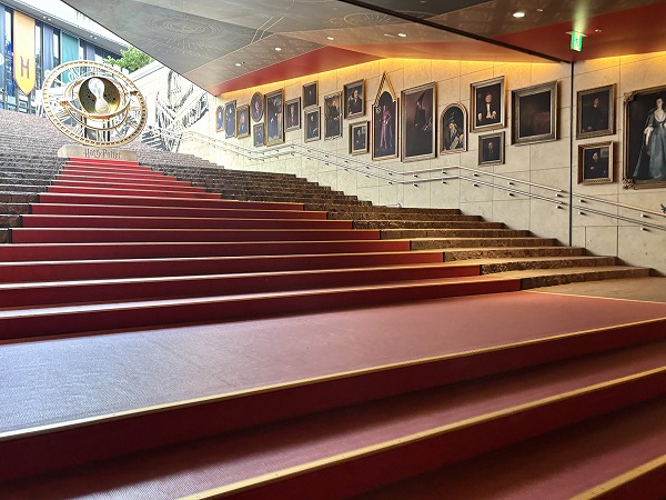 赤坂サカス 階段