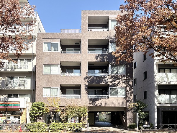 レ・ジェイド上北沢　外観　正面