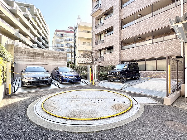 ライオンズシティ幡ヶ谷弐番館　駐車場