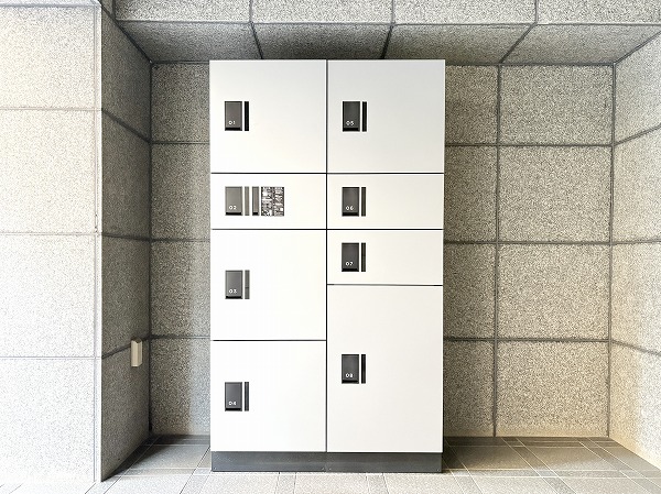 ライオンズシティ幡ヶ谷弐番館　宅配ボックス