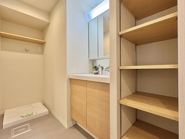 アンバサダー三軒茶屋_リネン庫の写真