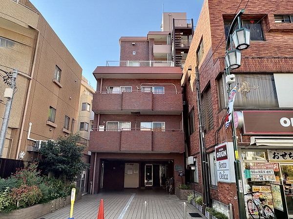 アンバサダー三軒茶屋 外観 横