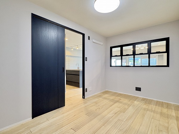 ファミール三軒茶屋_約5.2帖の洋室の写真