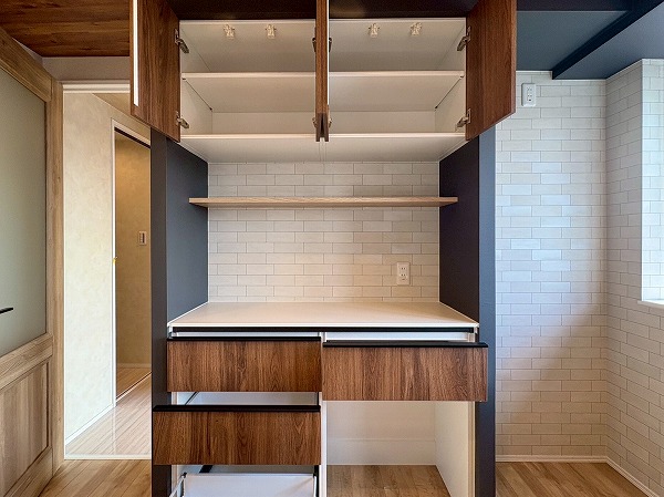 ライオンズマンション西蒲田_カップボードの写真 