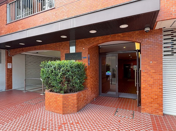 さんろーどダイヤモンドマンション　アプローチ