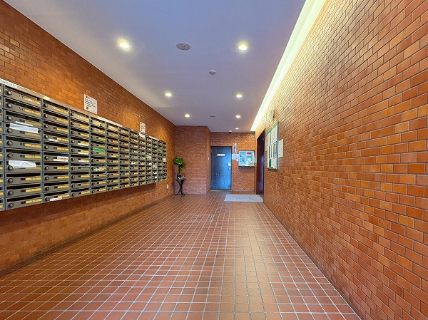 さんろーどダイヤモンドマンション　エントランスホール